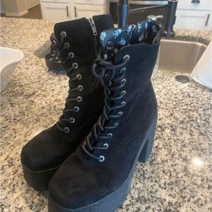 Black Lamonda High Heeled Boots